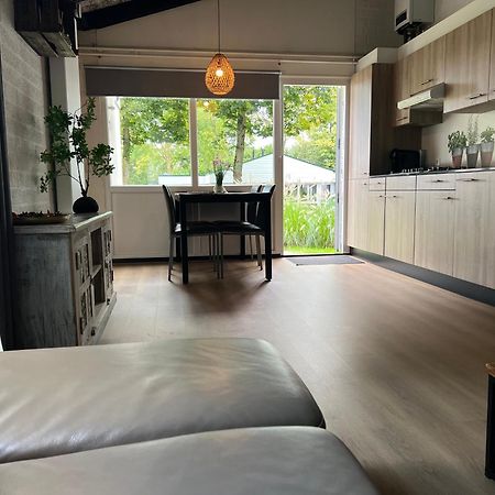 Gehele Bungalow Simpelveld op een park Buitenkant foto